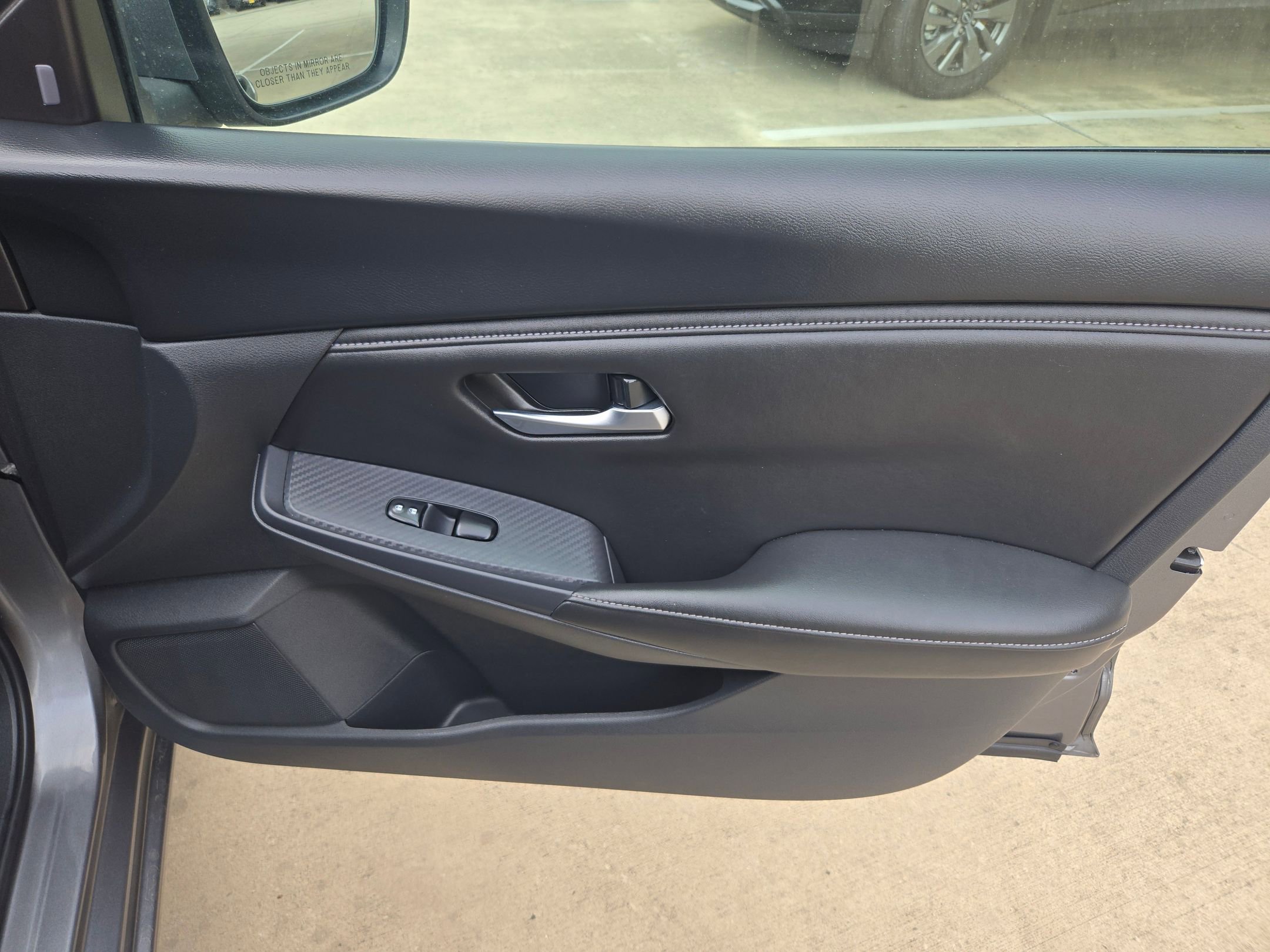 Certified 2024 Nissan Sentra SV FWD image 28