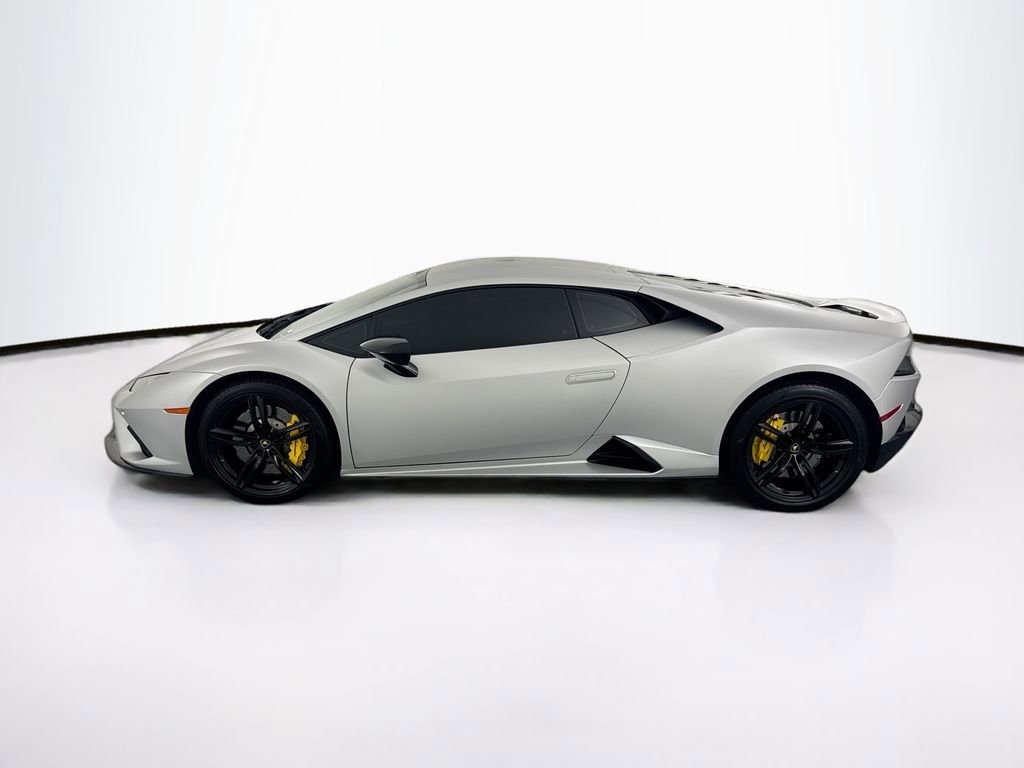 Used 2020 Lamborghini Huracan EVO image 8