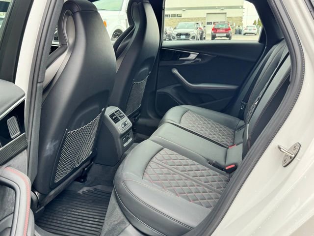 Certified 2024 Audi S4 Premium Plus image 33