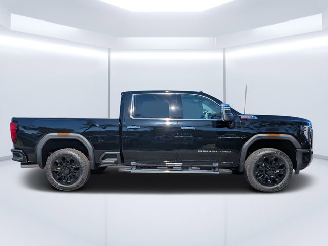 New 2026 GMC Sierra 2500 Denali w/ Denali Reserve Package image 2