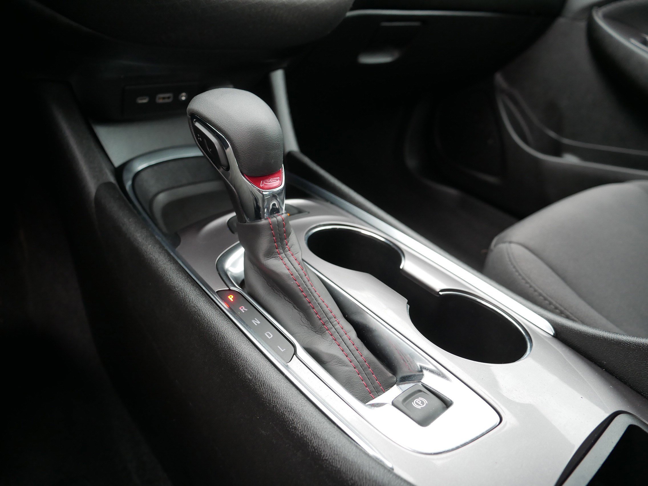 Used 2022 Chevrolet Malibu RS image 24