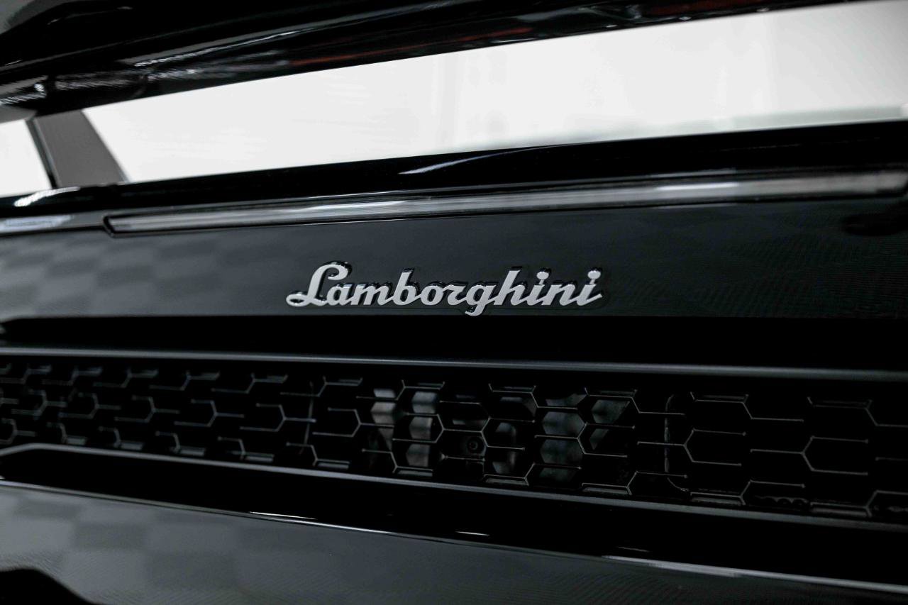 Used 2015 Lamborghini Huracan LP 610-4 image 26