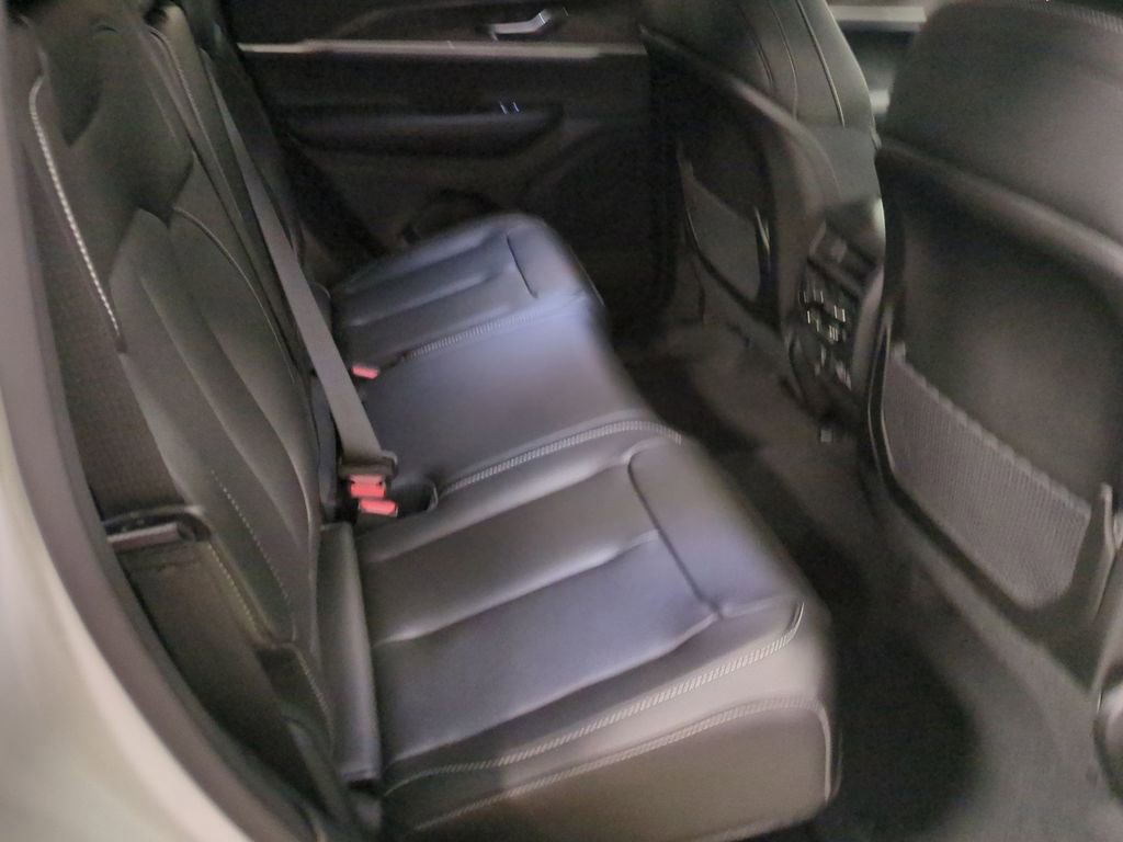 New 2025 Jeep Grand Cherokee Limited w/ Trailer Tow Package image 21