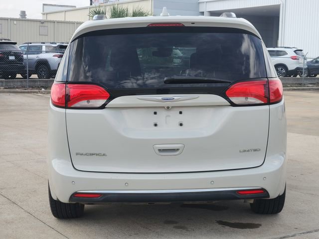 Used 2019 Chrysler Pacifica Limited w/ Advanced Safetytec Group image 6