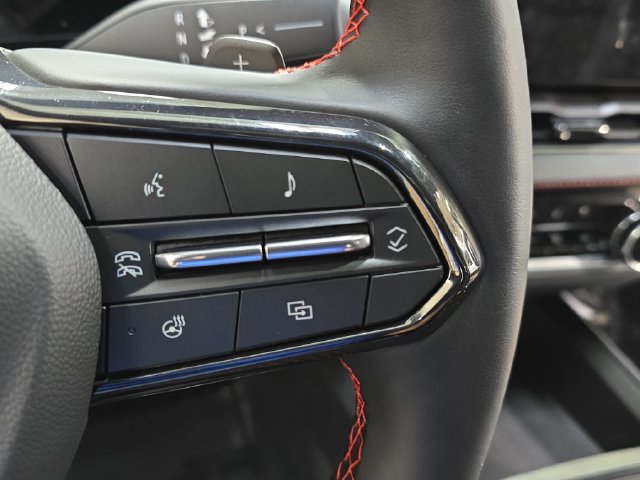 New 2026 Chevrolet Equinox RS w/ Convenience Package III FWD image 21
