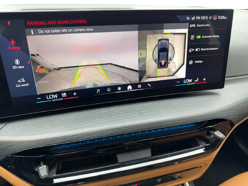 Used 2025 BMW i4 eDrive40 w/ Premium Package RWD image 66
