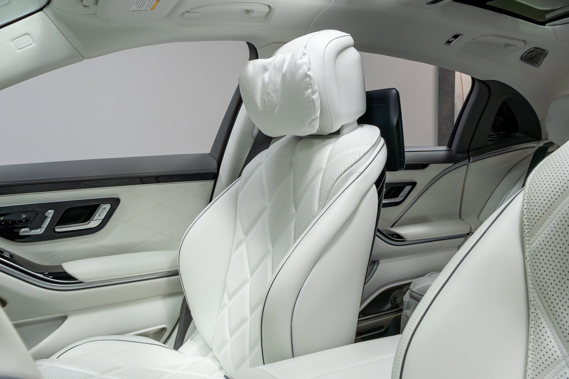 Used 2023 Mercedes-Benz Maybach S 680 4MATIC image 13