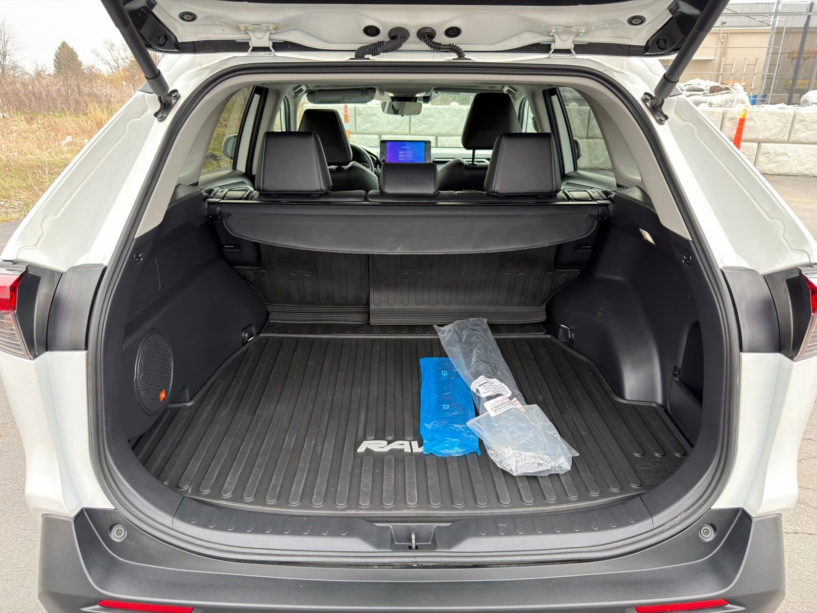 Used 2024 Toyota RAV4 XLE Premium w/ Weather Package image 34