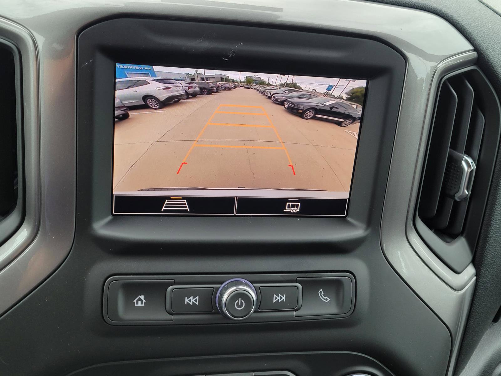 New 2026 Chevrolet Silverado 1500 Custom AWD/4WD image 17