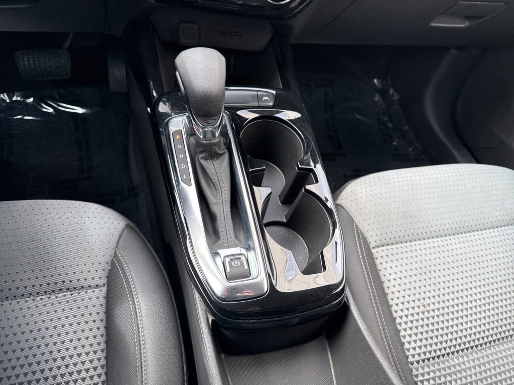 Used 2025 Chevrolet Trax LT image 19