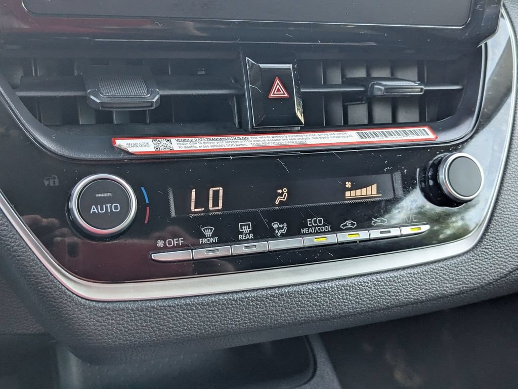 Used 2025 Toyota Corolla LE FWD image 19