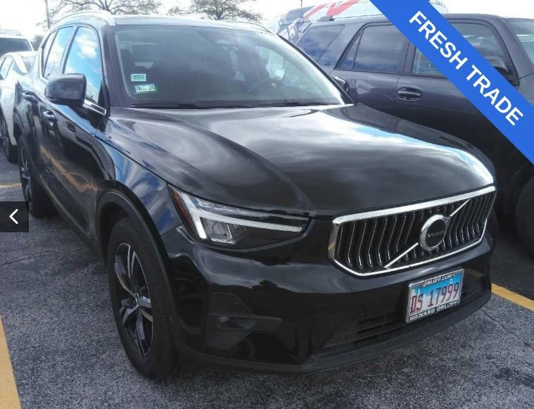 Used 2023 Volvo XC40 B5 Plus