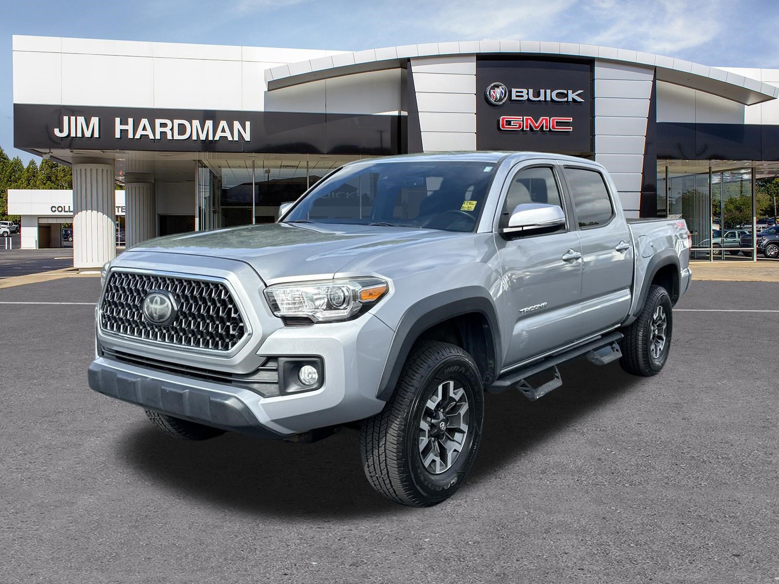 Used 2019 Toyota Tacoma TRD Off-Road AWD/4WD image 3