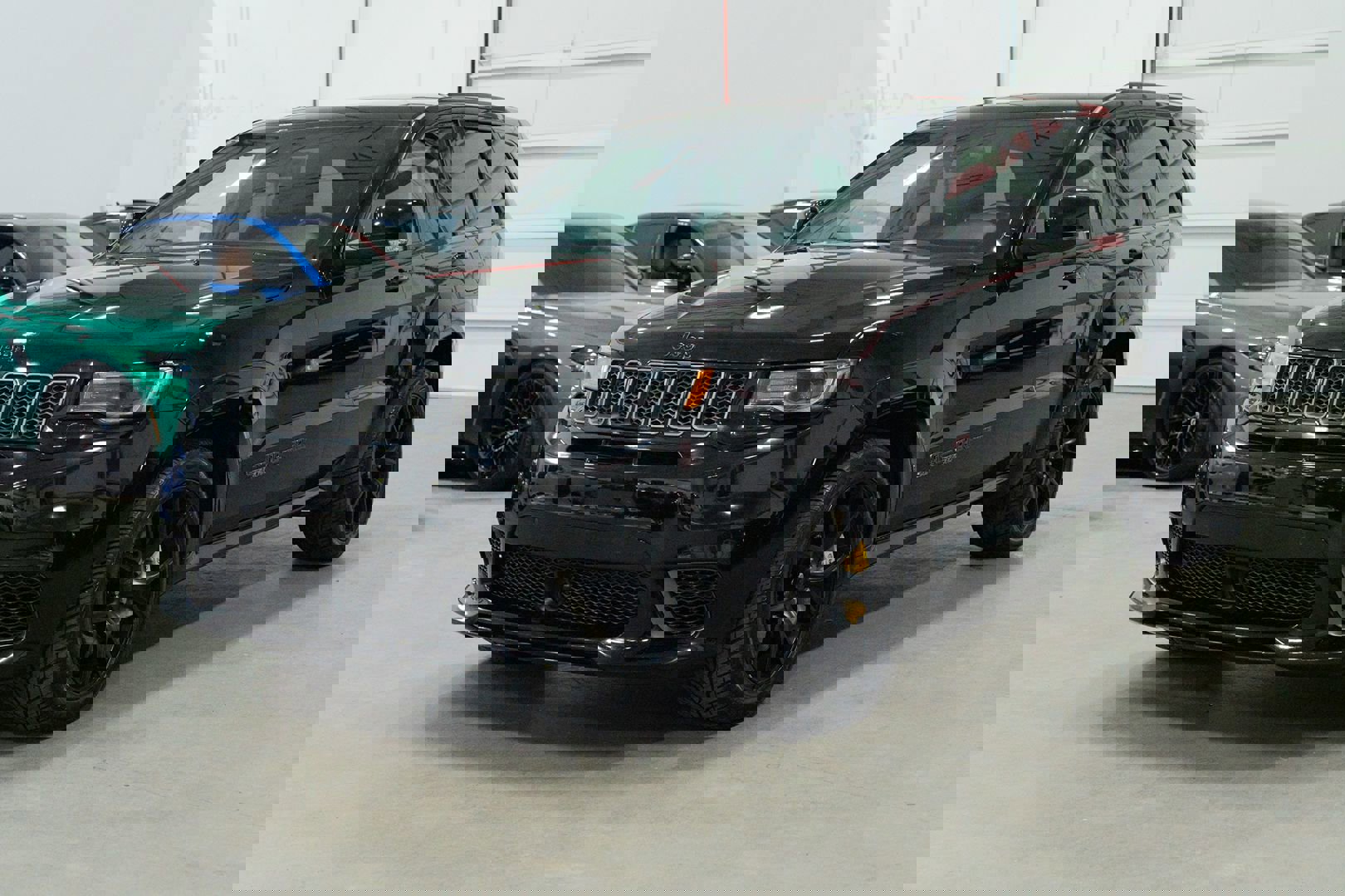 Used 2018 Jeep Grand Cherokee Trackhawk image 3