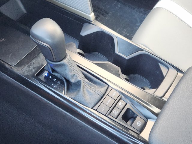 Used 2026 Toyota Camry SE w/ Convenience Package FWD image 22
