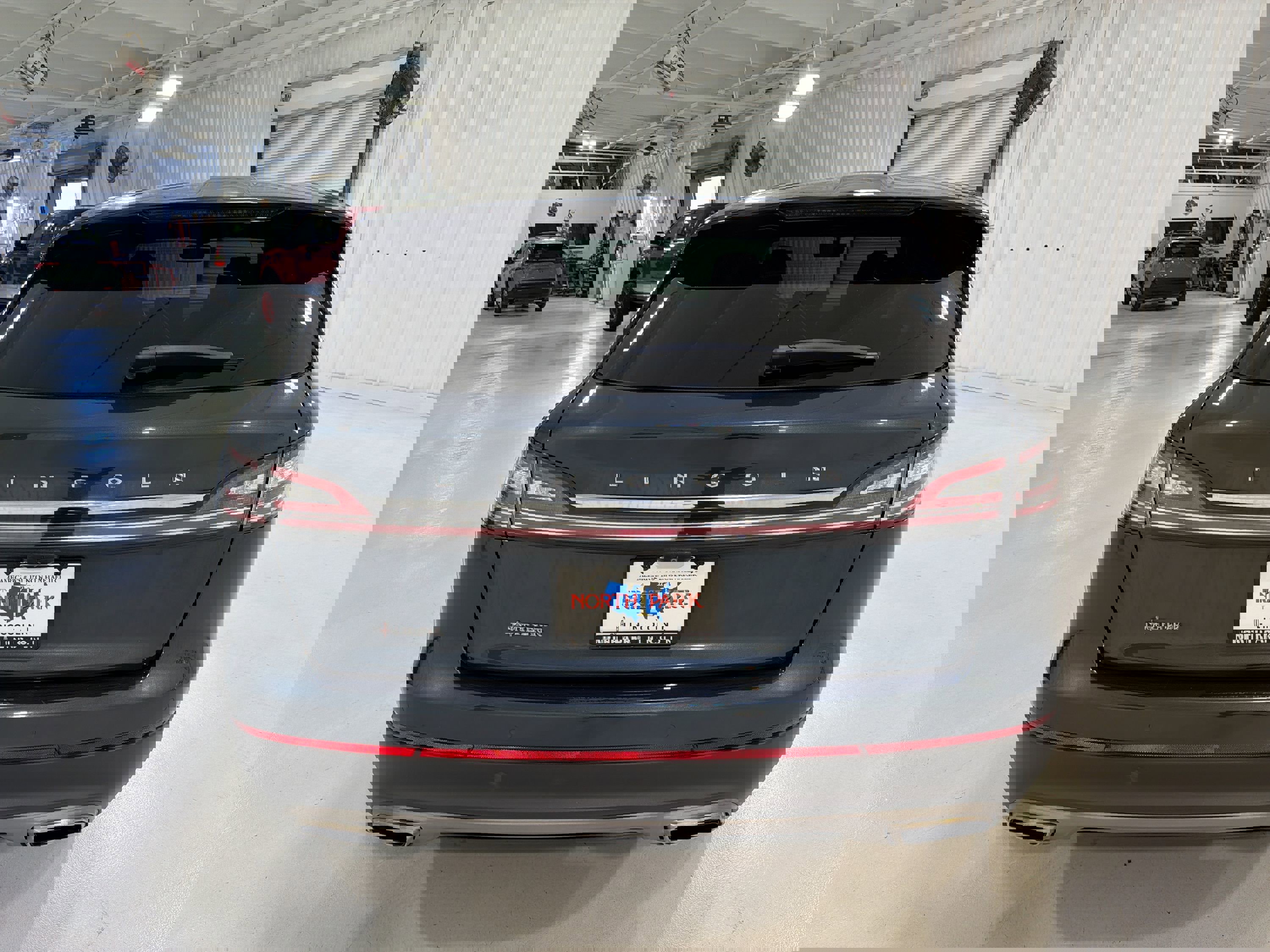 Used 2022 Lincoln Nautilus Reserve image 27