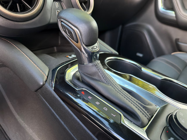 Used 2023 Chevrolet Blazer Premier w/ Enhanced Convenience Package FWD image 32