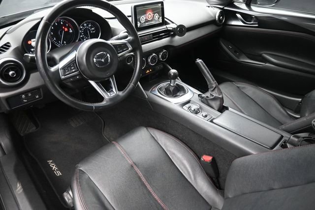 Used 2017 MAZDA MX-5 Miata RF Grand Touring RWD image 18