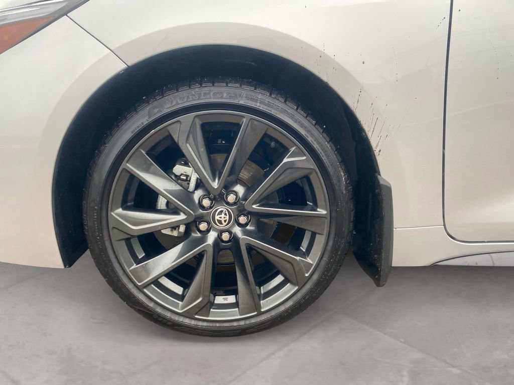 Used 2025 Toyota Corolla SE image 14