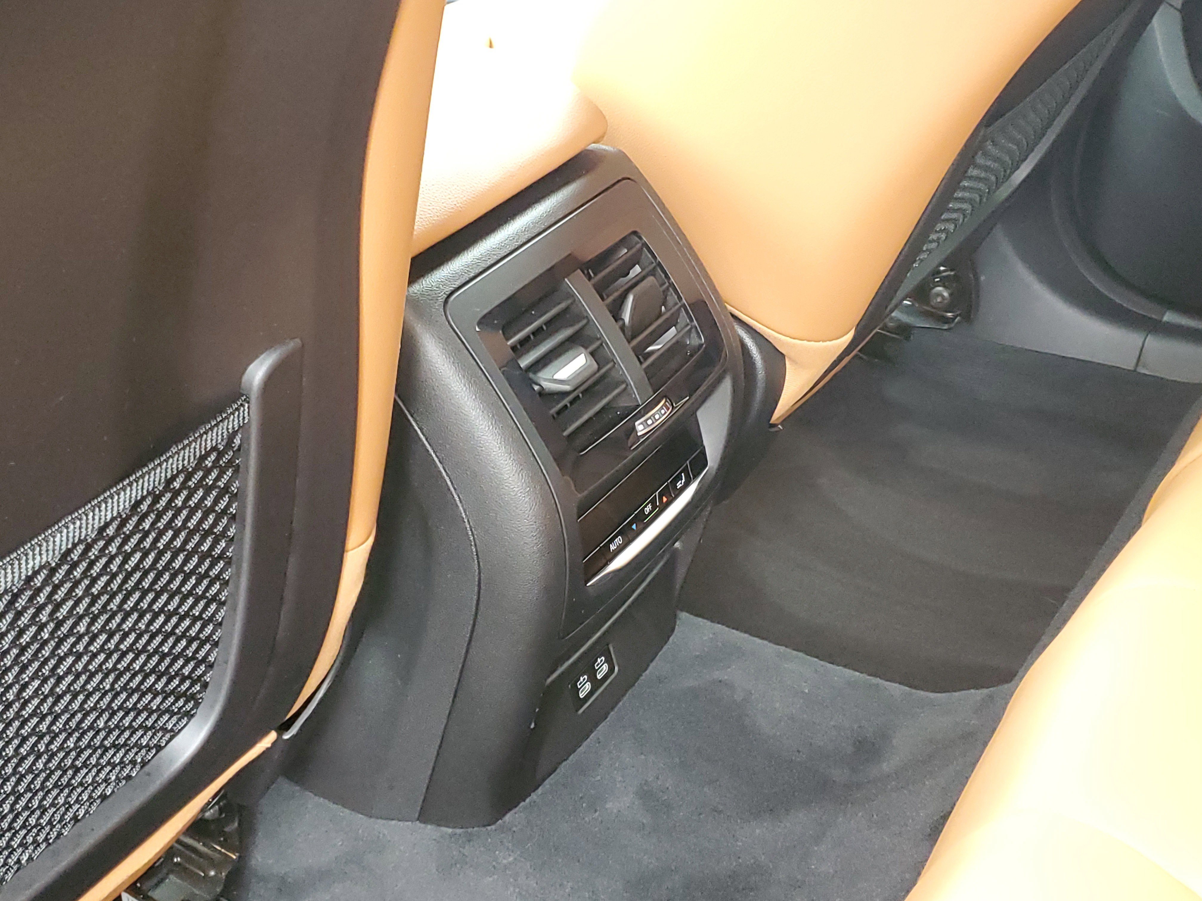 Certified 2023 BMW X4 xDrive30i w/ Premium Package image 25