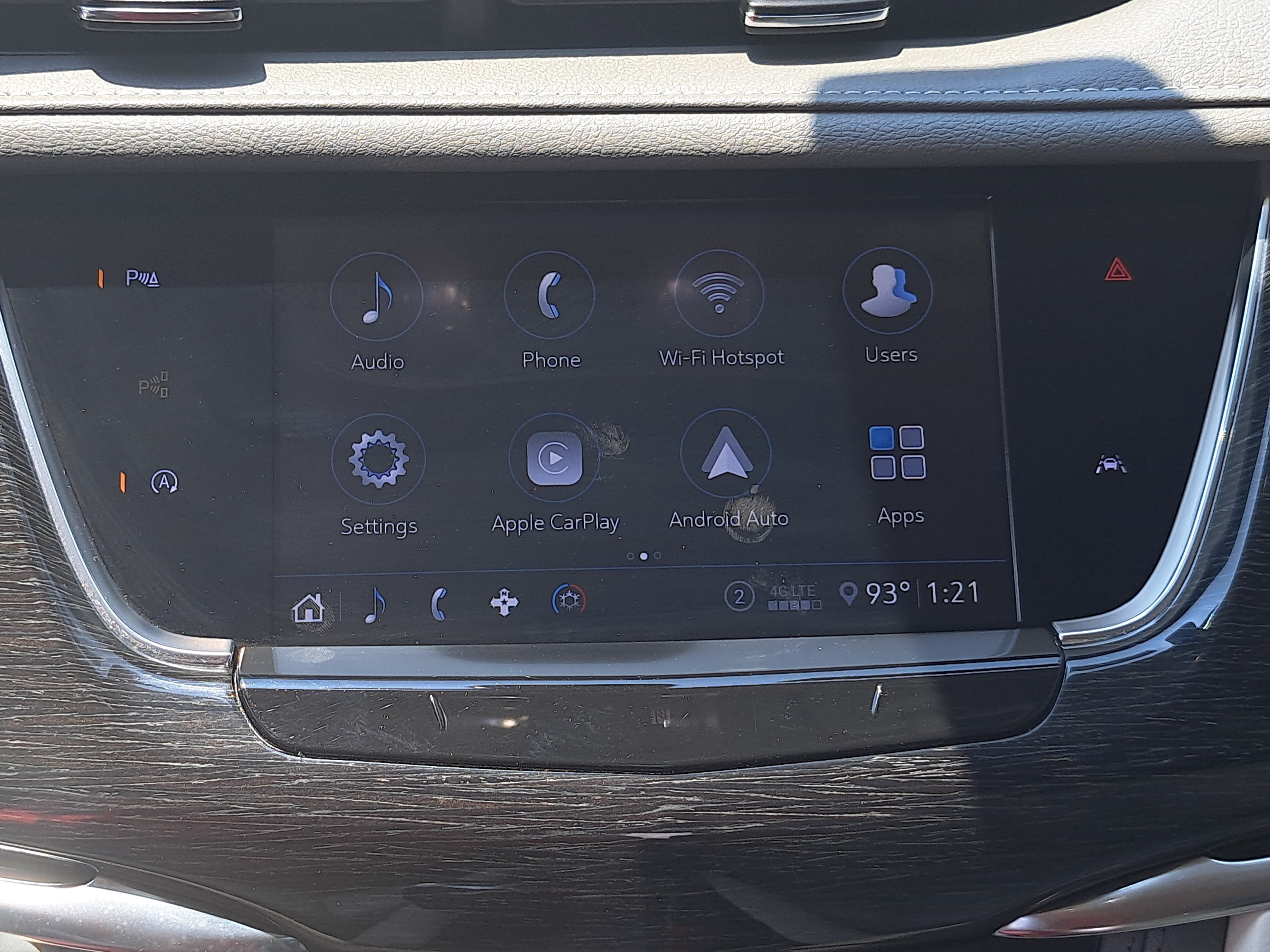 Used 2020 Cadillac XT6 Premium Luxury FWD image 22