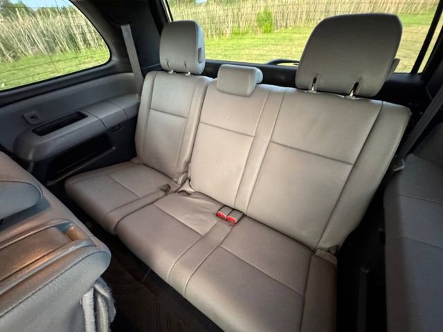 Used 2017 Toyota Sequoia SR5 w/ Premium Package RWD image 28