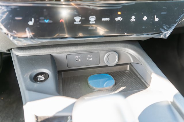New 2027 Nissan Sentra SV FWD image 17