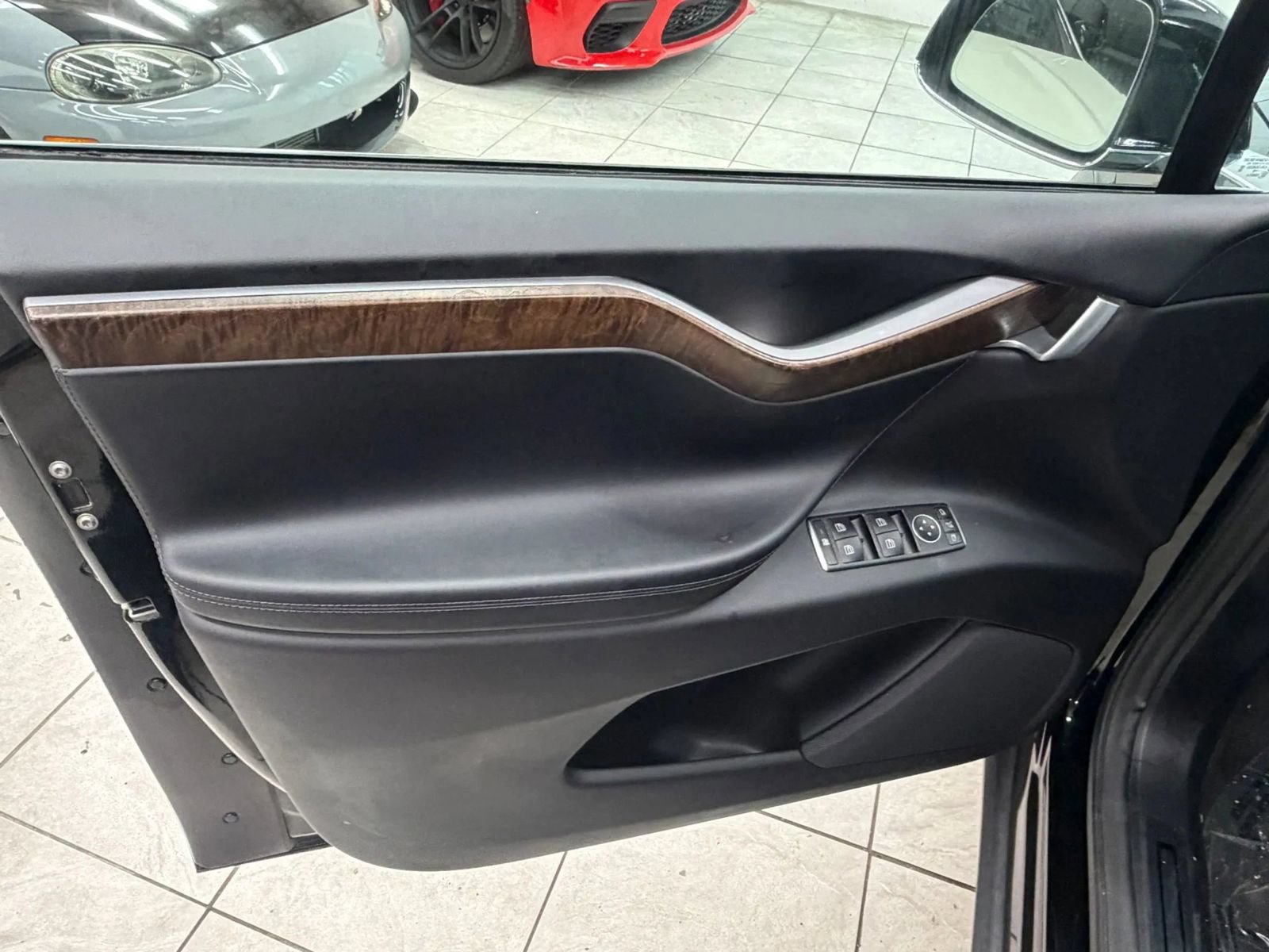 Used 2018 Tesla Model X 100D AWD/4WD image 13