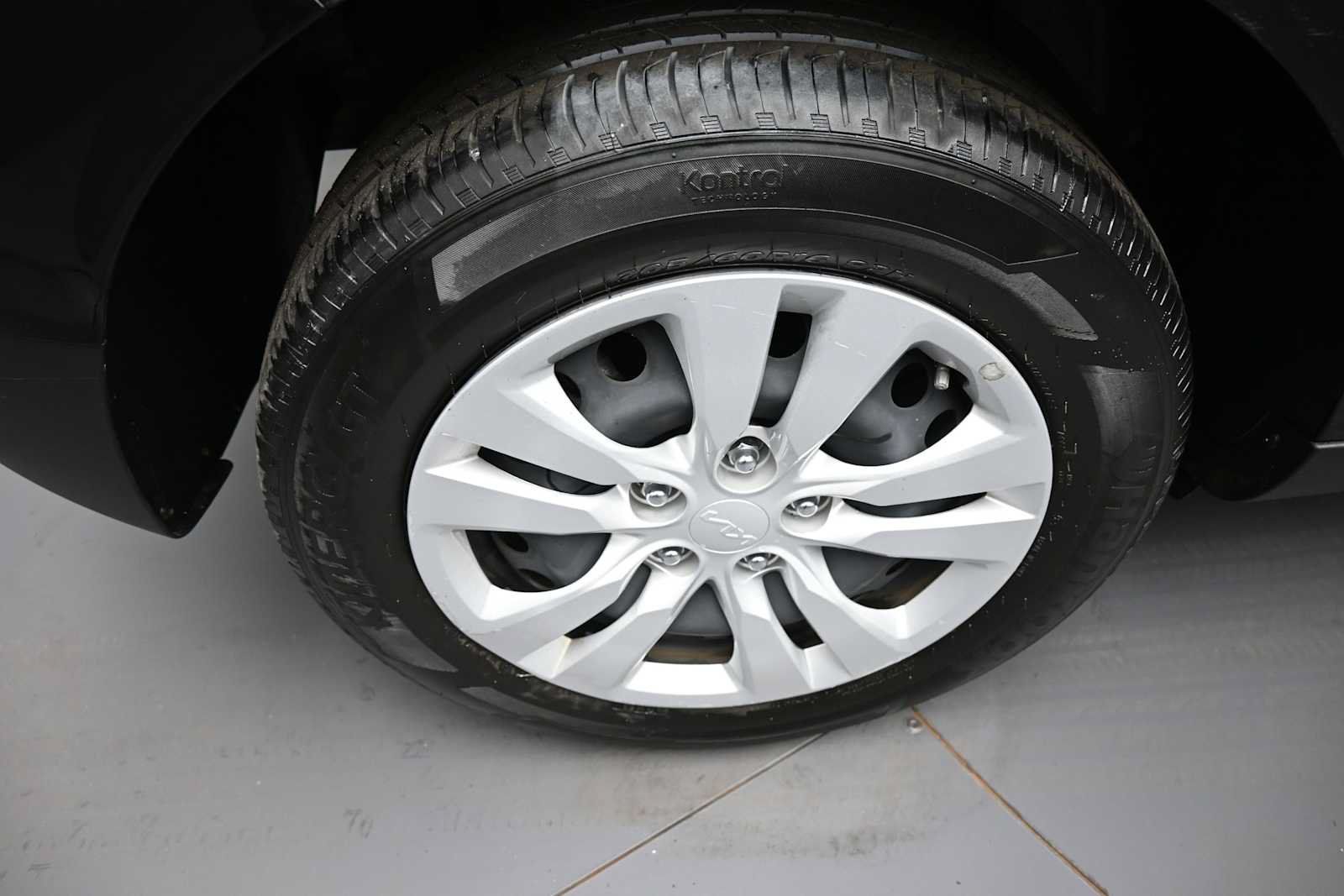 Used 2022 Kia Soul LX FWD image 11