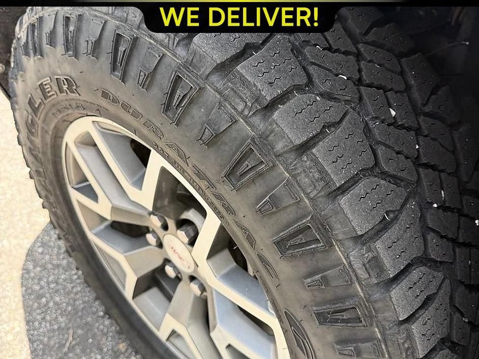Used 2021 GMC Canyon AT4 w/ Driver Alert Package AWD/4WD image 19