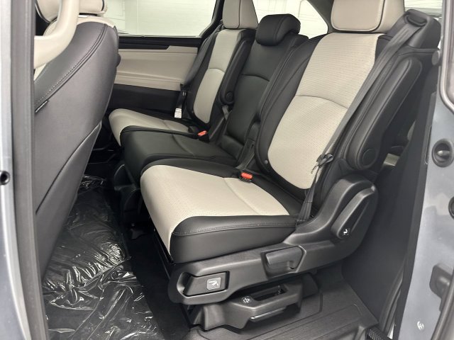 Used 2026 Honda Odyssey Elite image 24