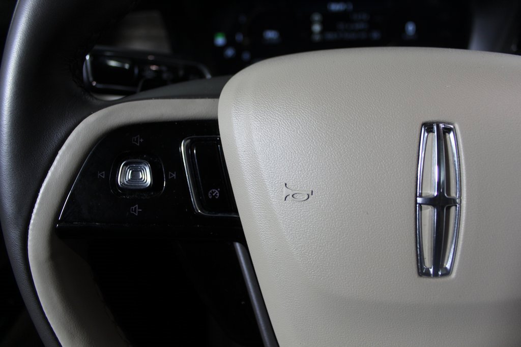 Used 2022 Lincoln Corsair Reserve image 20
