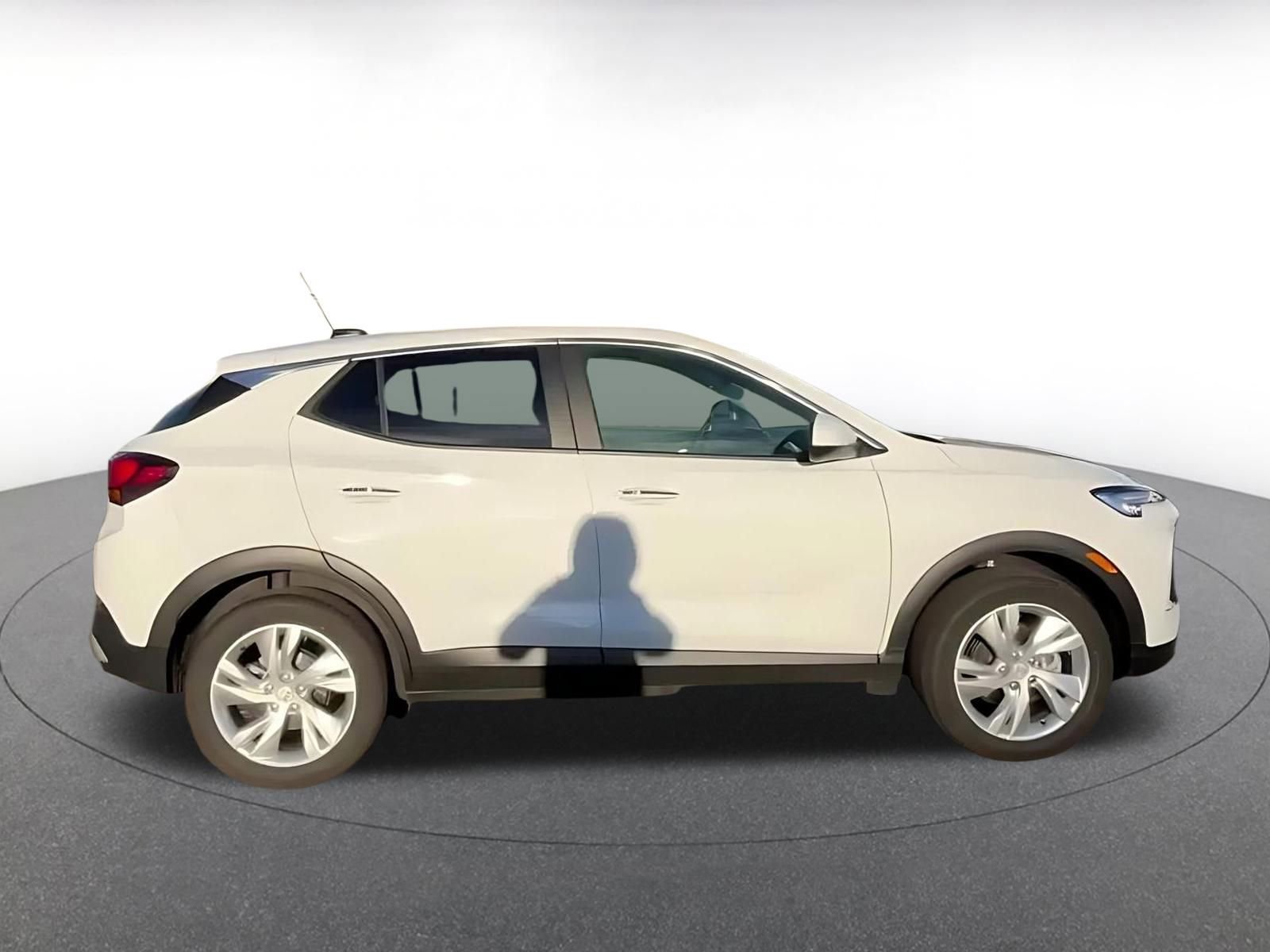 Used 2025 Buick Encore GX Preferred image 15