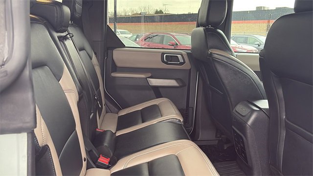 Used 2023 Ford Bronco Wildtrak image 28