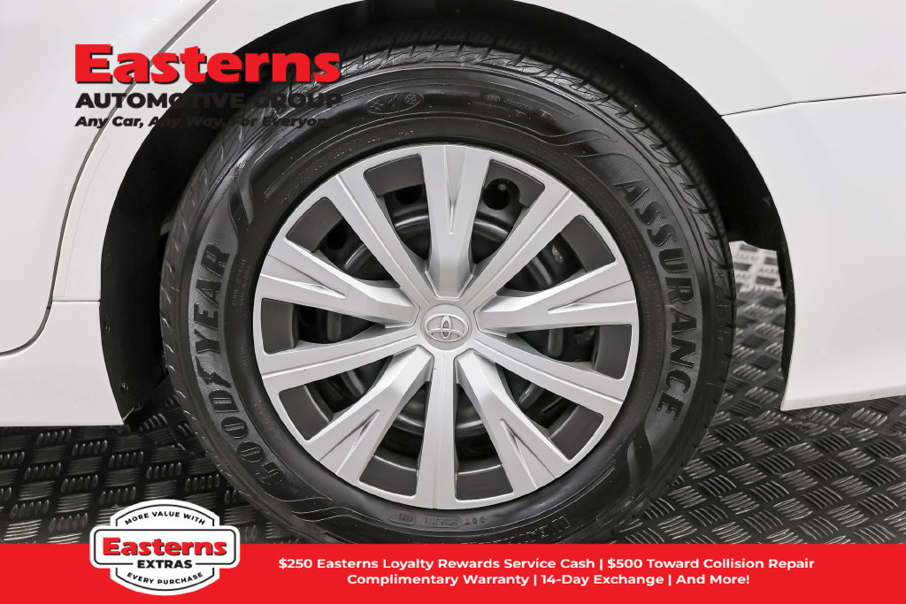 Used 2023 Toyota Camry LE FWD image 30