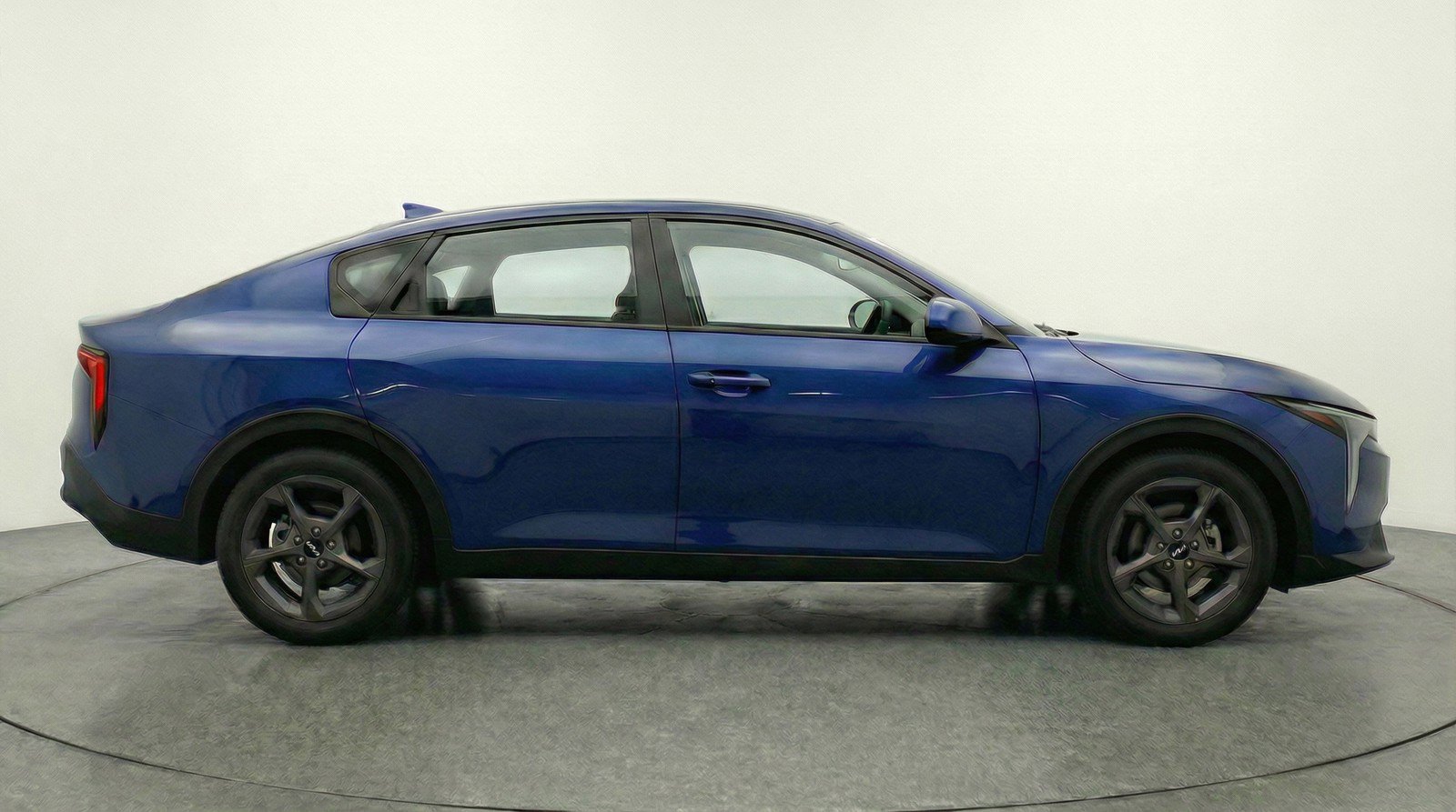 Used 2025 Kia K4 FWD image 11