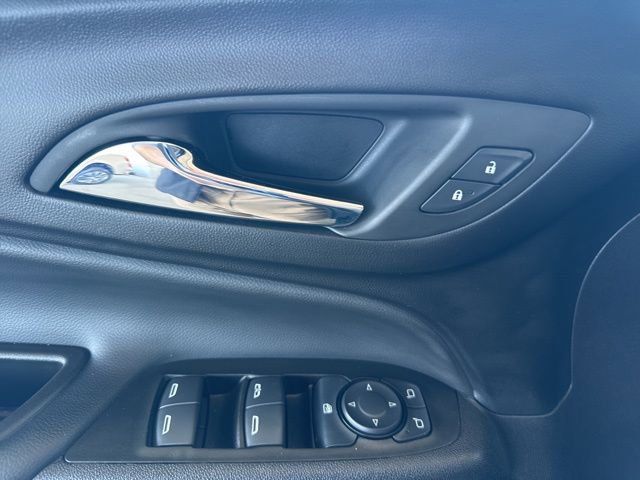 Used 2024 Chevrolet Equinox LT image 14