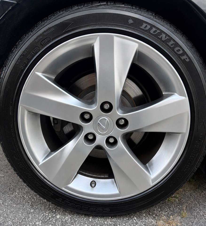Used 2011 Lexus IS 350C w/ Luxury Pkg RWD image 30