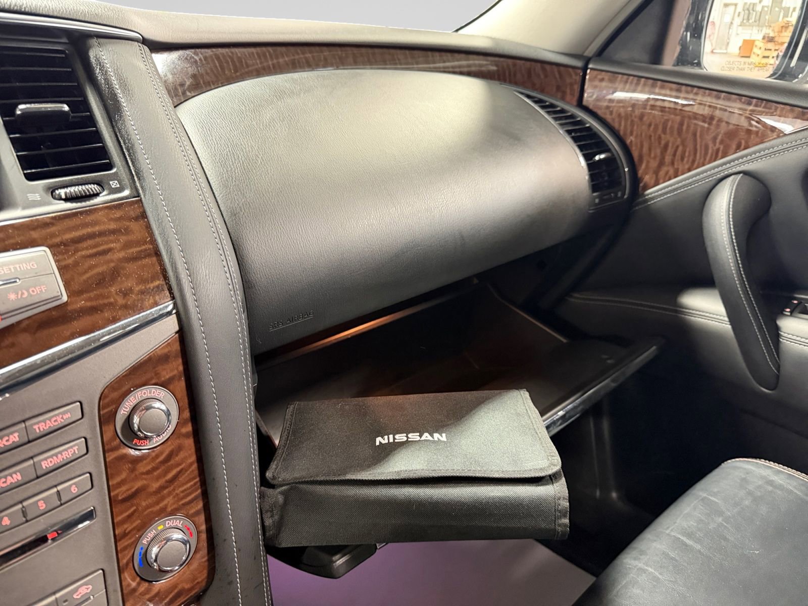 Used 2017 Nissan Armada SL w/ Interior Lighting Package AWD/4WD image 34