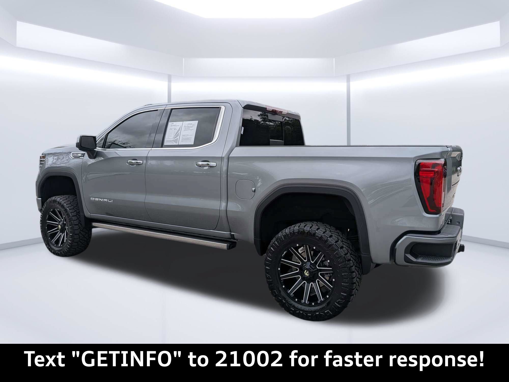 Used 2024 GMC Sierra 1500 Denali w/ Denali Reserve Package AWD/4WD image 6