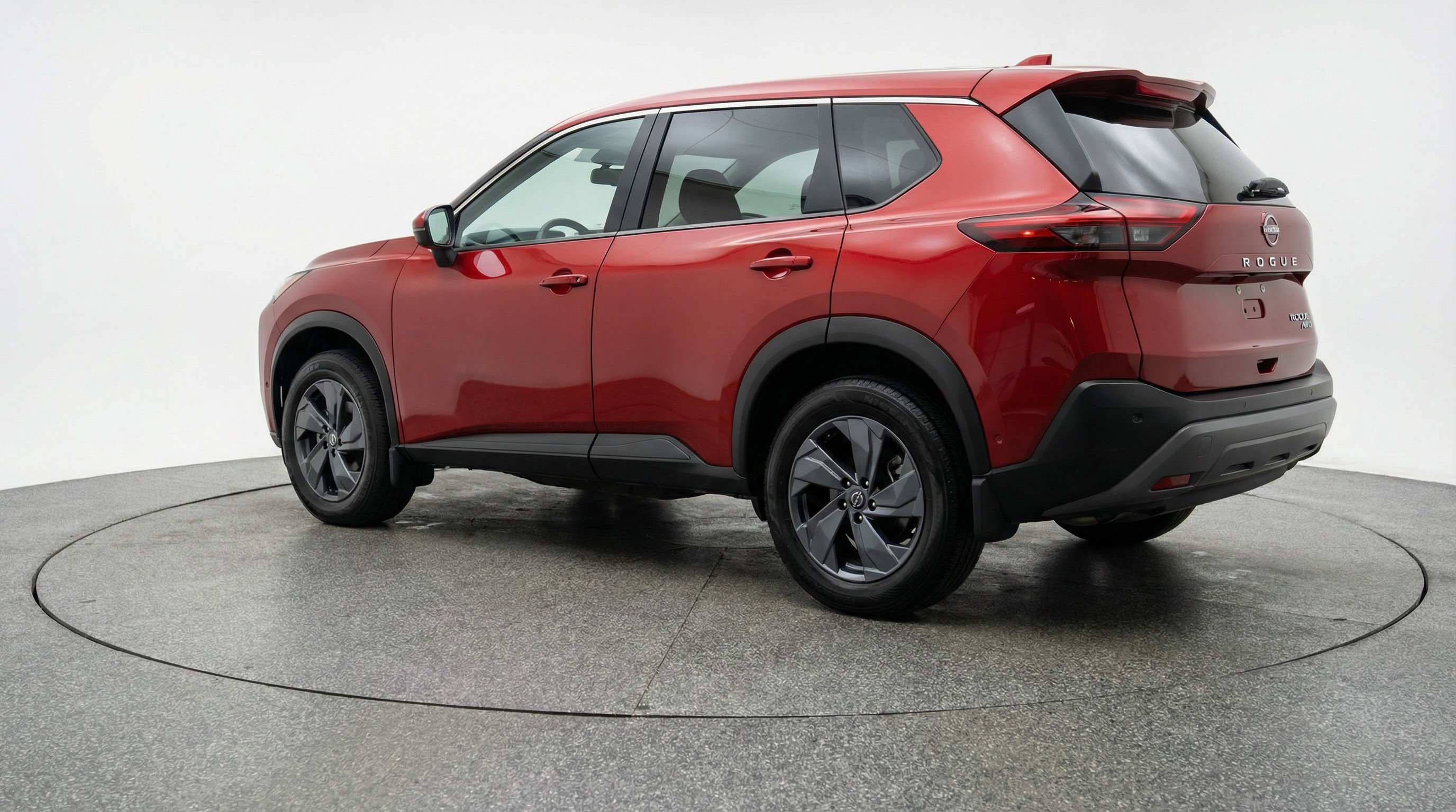 Used 2025 Nissan Rogue SV AWD/4WD image 6