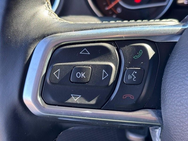 Used 2019 Jeep Wrangler Unlimited Sahara AWD/4WD image 20