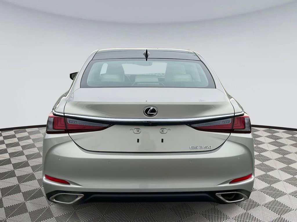 Used 2022 Lexus ES 350 Ultra Luxury image 3