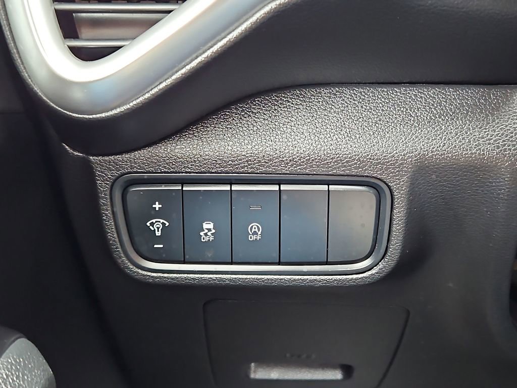 Used 2024 Kia Soul LX image 14