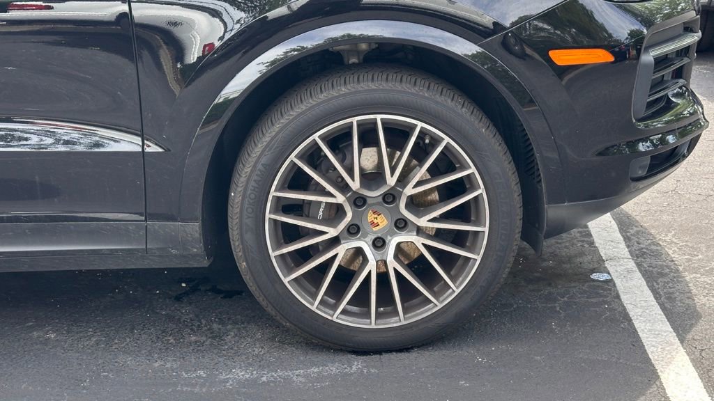 Used 2019 Porsche Cayenne AWD/4WD image 4
