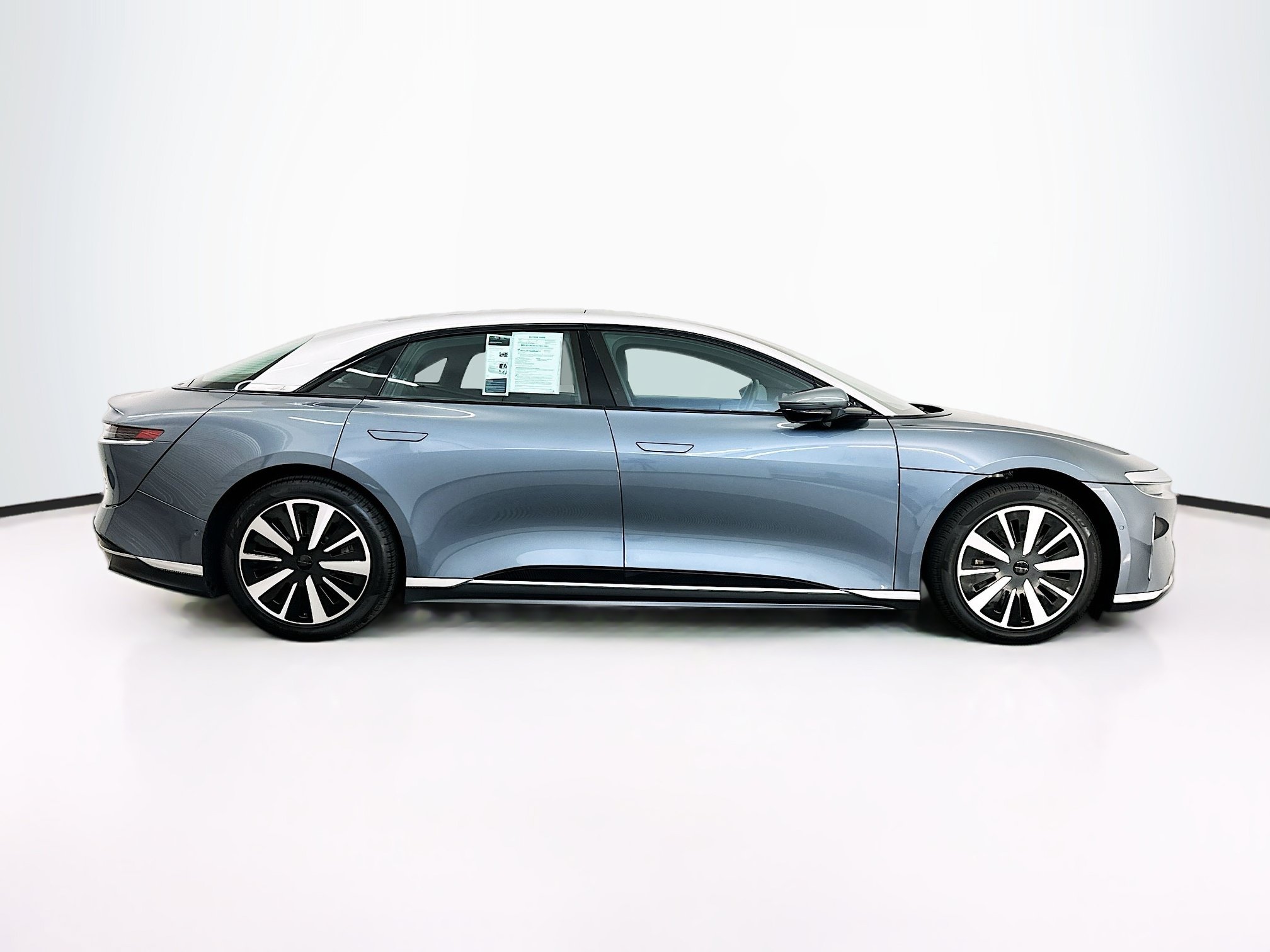 Used 2024 Lucid Air Touring AWD/4WD image 10