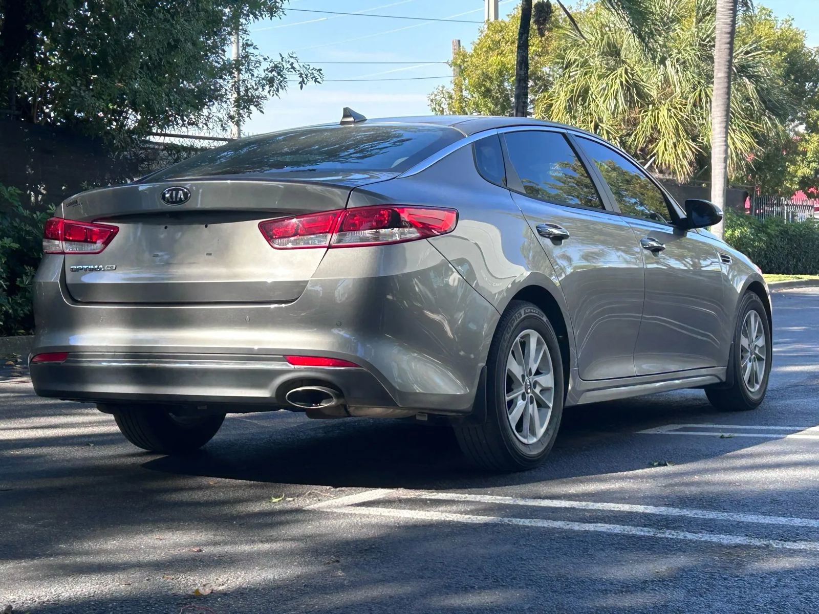 Used 2018 Kia Optima LX image 5