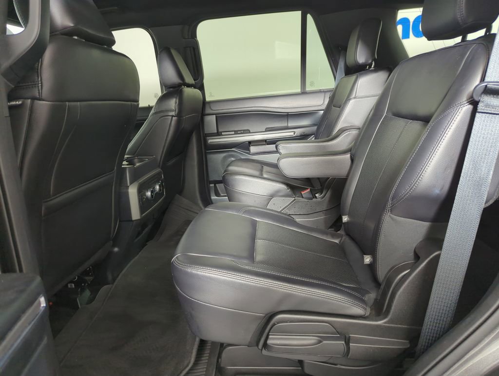 Used 2021 Ford Expedition XLT image 20