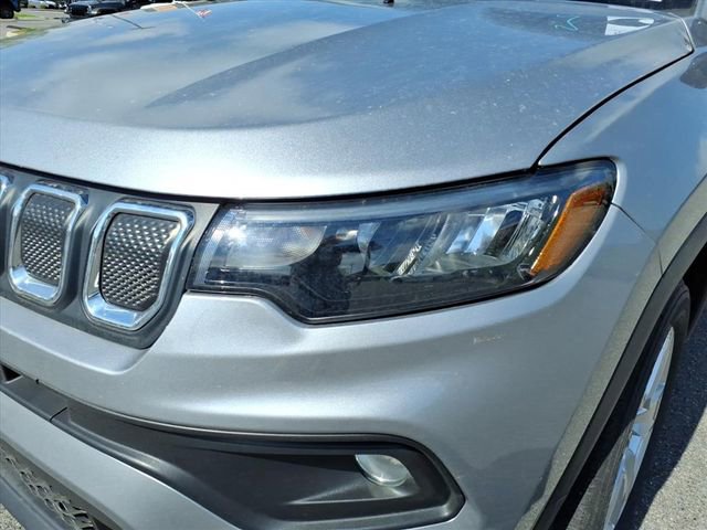 Used 2022 Jeep Compass Latitude w/ Convenience Group AWD/4WD image 12