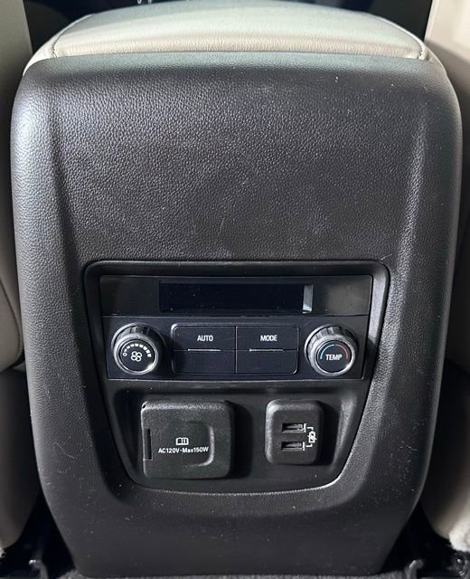 Used 2020 Buick Enclave Essence w/ Sound and Sites Package image 23